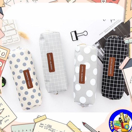 

DMPQ6051 Terbaru 3.3 Kotak Pensil Tabung Geometry Valley SK0056