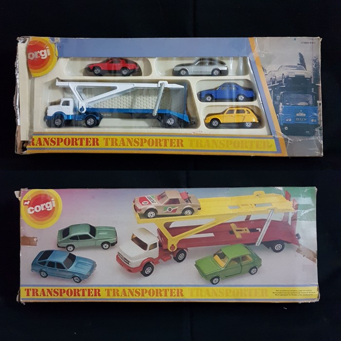 MUST HAVE CORGI JUNIORS ENGLAND MERCEDES TRANSPORTER SET TERMURAH