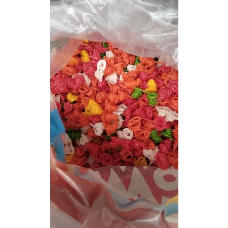 

krupuk keong warna