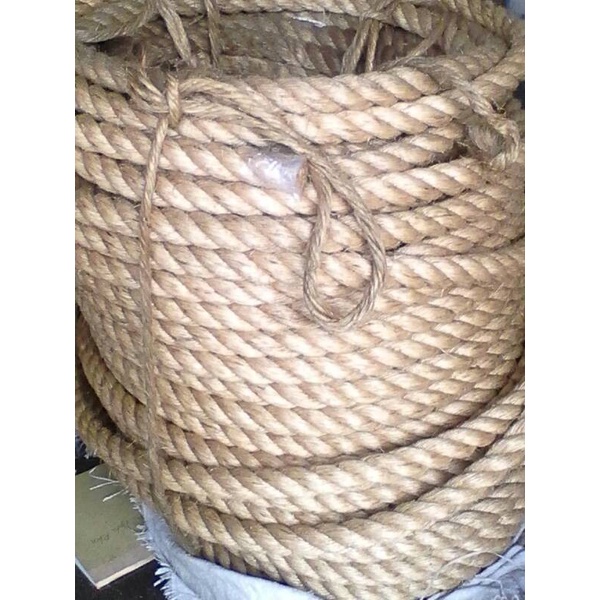 

Best Seller Tali Tampar Tambang Manila Besar 24/Mili=1 Inch/1 Dim (Real Picture)