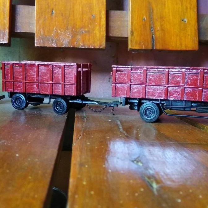 FLASH SALE HOBI MAINAN MINIATUR TRUK MERCY BAGONG GANDENGAN TERBARU