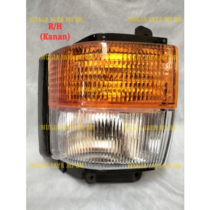 Lampu Sein Nissan CWB 520/Lampu Sen Nissan CWB 520