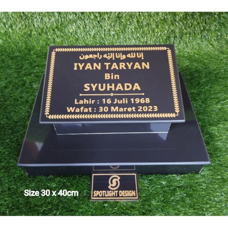 Batu Nisan Makam Granit Plus Dudukan Ukuran Besar 30x40cm