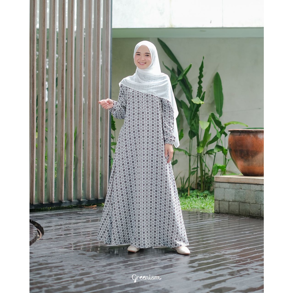 Ayudia Dress (Broken White) by Greenism