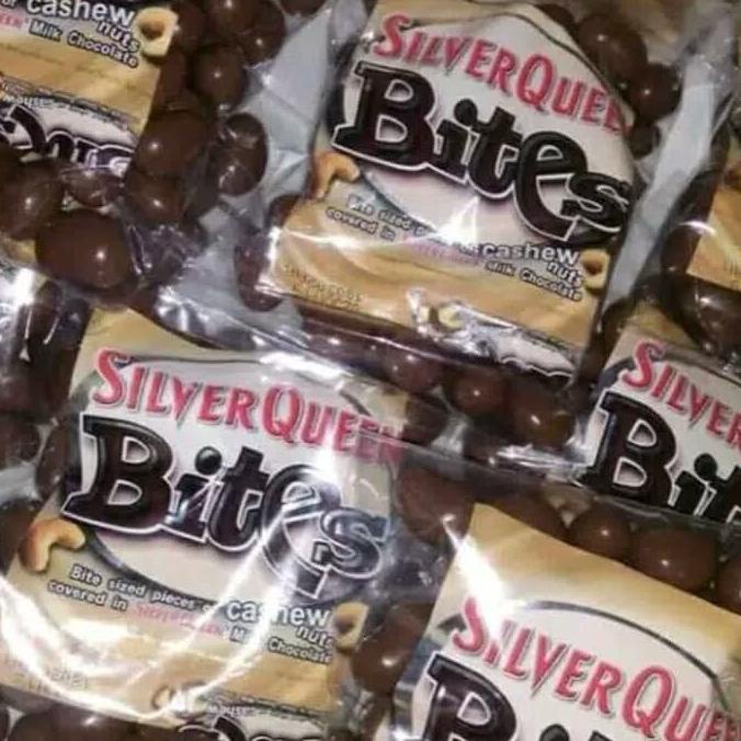 

Silverqueen Bites Kacang Mede / Almond Snack Cemilan Coklat Kiloan - SQ mede 250