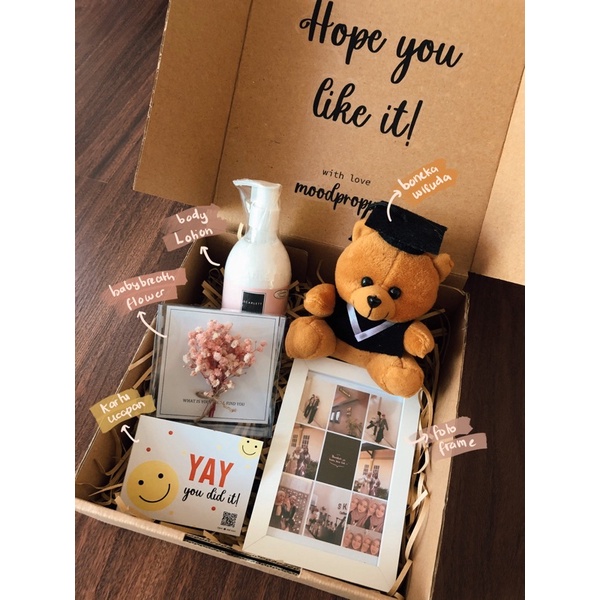 

hampers kado wisuda