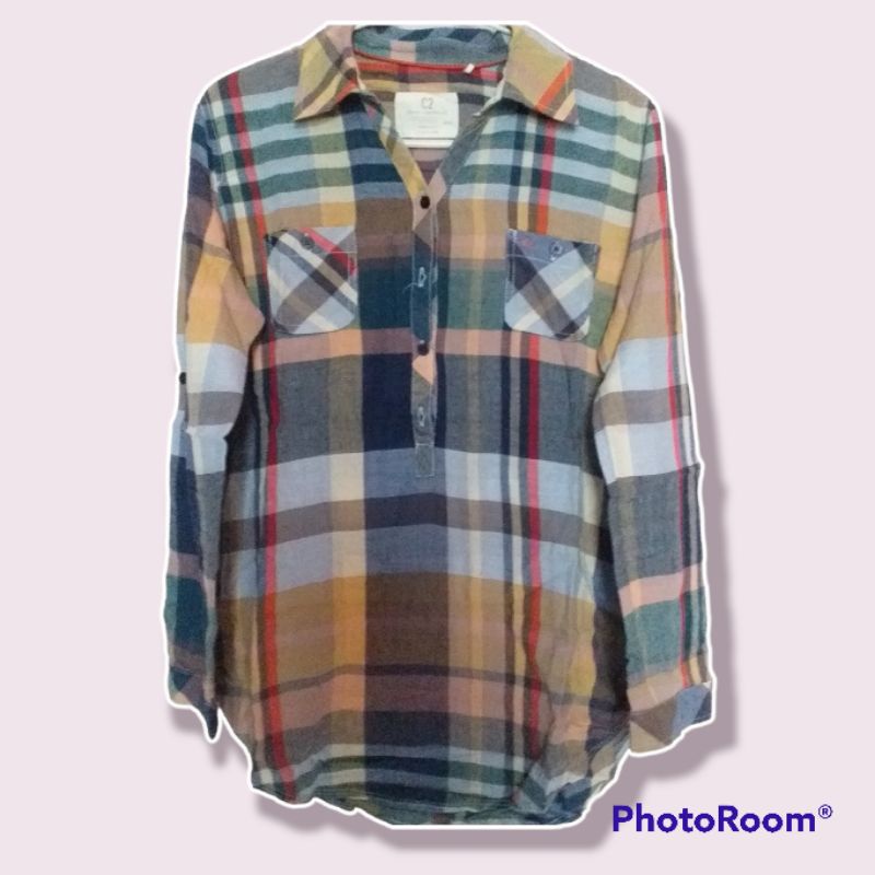 KEMEJA WANITA/KEMEJA C2/KEMEJA KOTAK KOTAK/ ATASAN WANITA/ KEMEJA MURAH