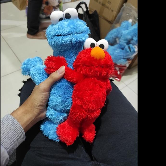 Boneka Sesame Street Figure Elmo Cookie Monster Hasbro