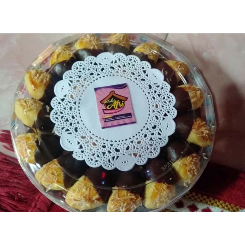 

nastar coklat keju