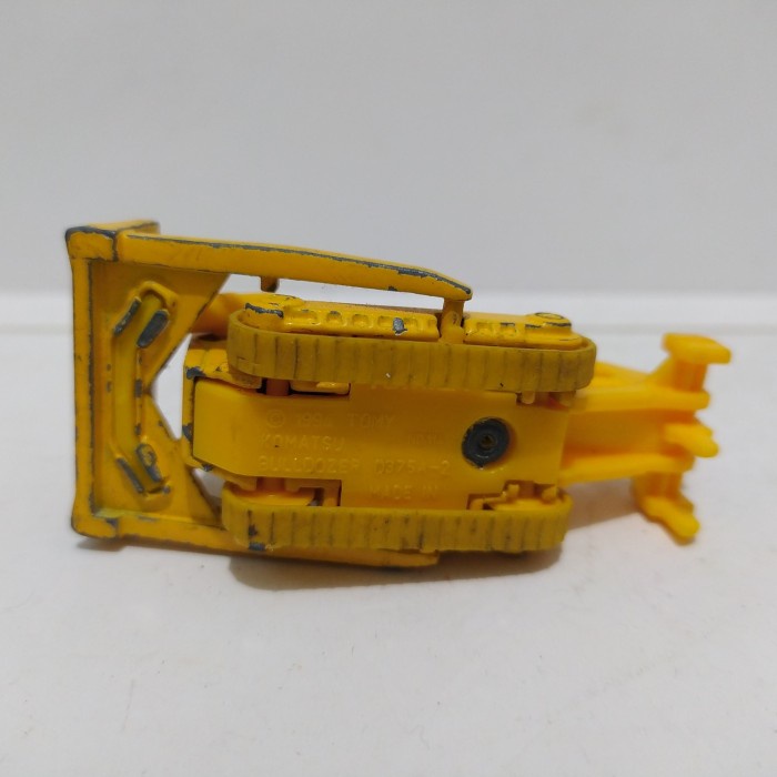 FLASH SALE TOMICA KOMATSU BULLDOZER TERLARIS