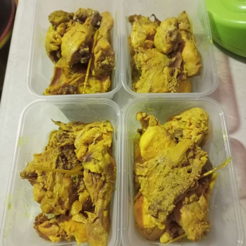 

Ayam Ungkep Bumbu Kuning Size 1kg Per Ekor