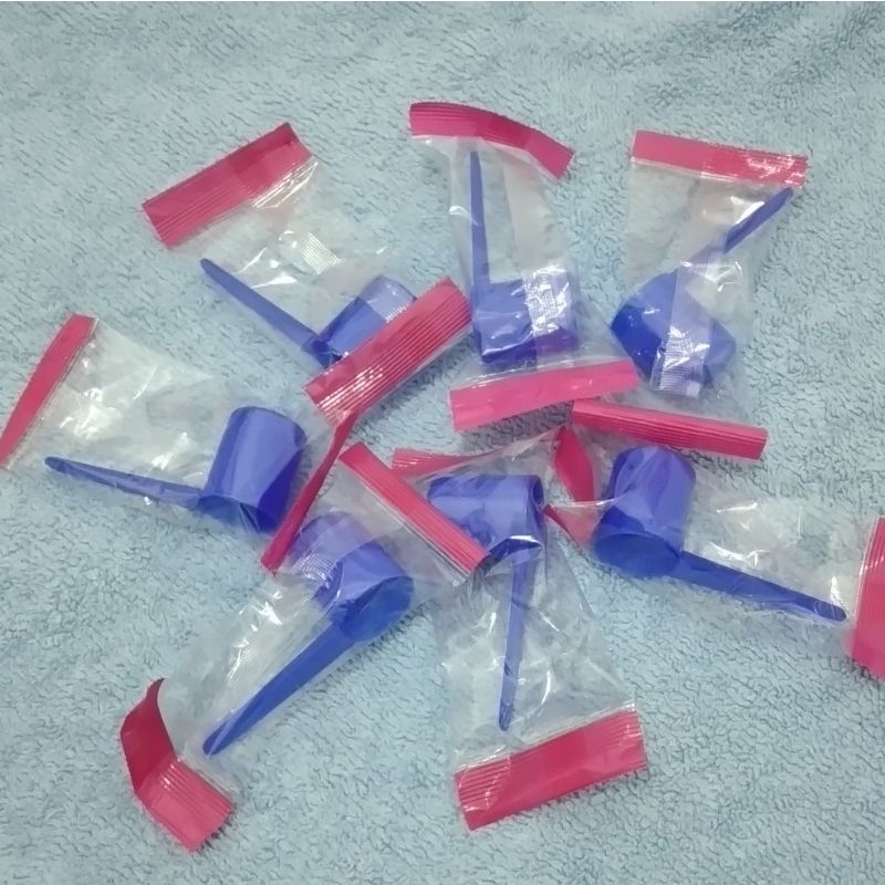 SENDOK TAKAR SUSU FORMULA BEBELAC 3