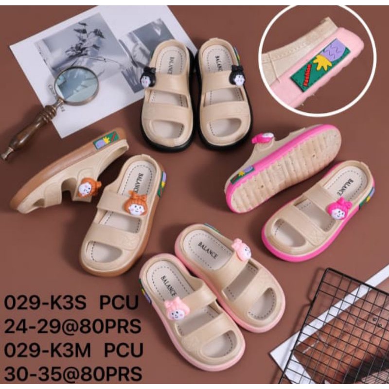 Sandal wedges Anak Wanita Hello Kitty Hys 029