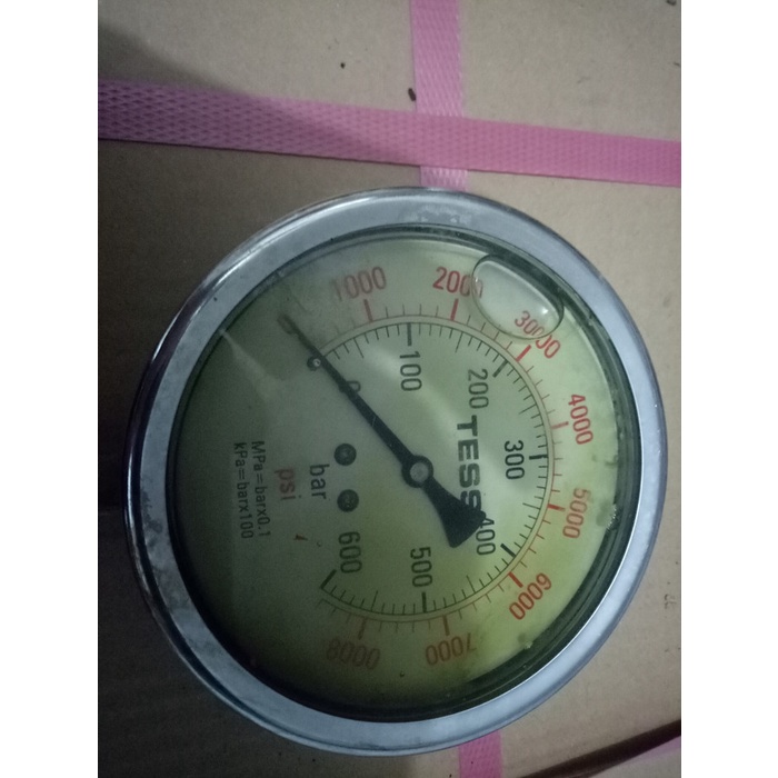 PRESSURE GAUGE TESS 1000 - 8000 PSI