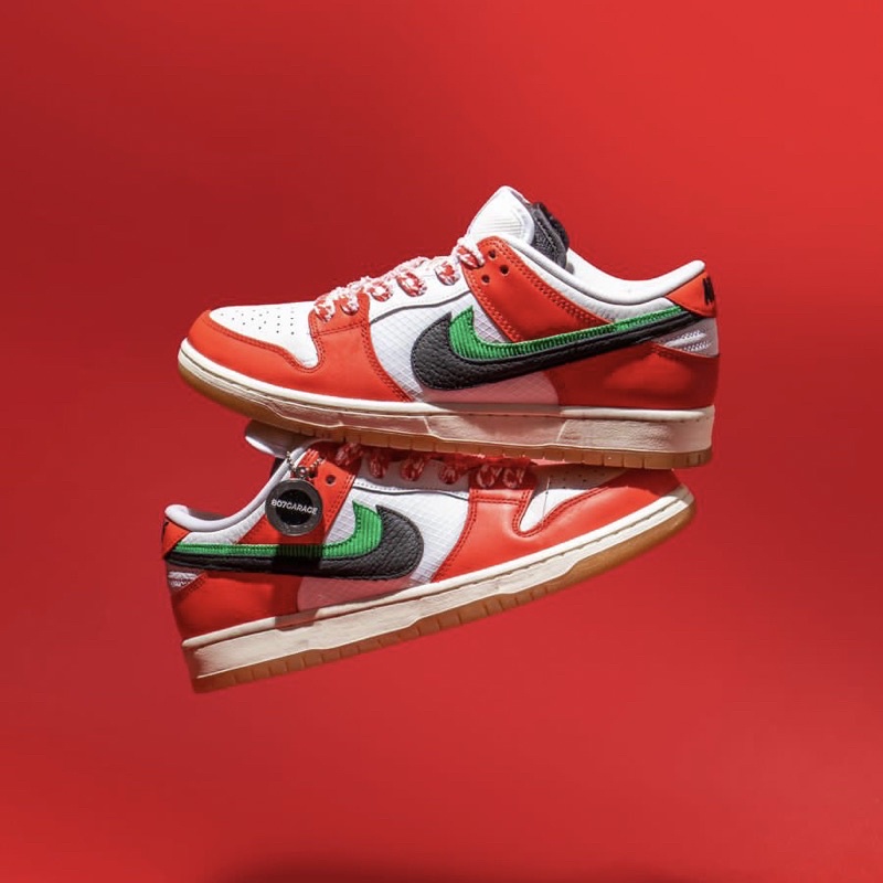 Dunk Low SB Habibi Frame Skate