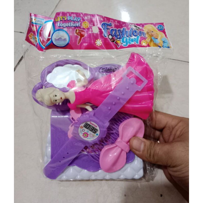 MAINAN ANAK CEWEK PEREMPUAN BONEKA DAN ALAT MAKE UP FASHION GIRLS MS