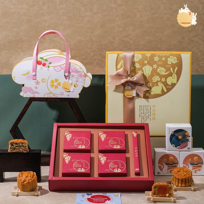 Premium Hampers Mooncake / Kue Bulan with Hongkong Ingredients