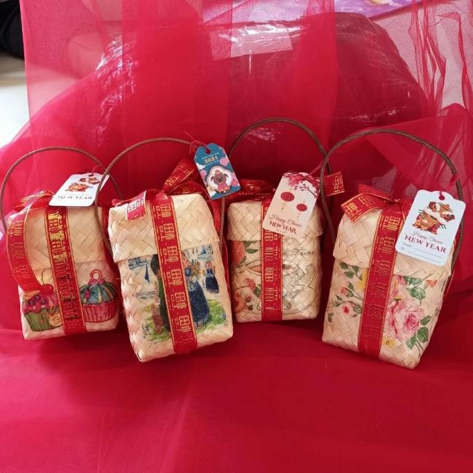 

hampers imlek 2021 bingkisan imlek kue dodol China