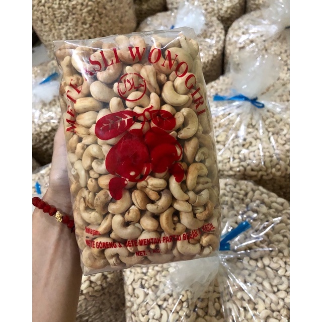 

KACANG METE Matang Original KACANG METE SUPER ASLI WONOGIRI 1 Kg Matang