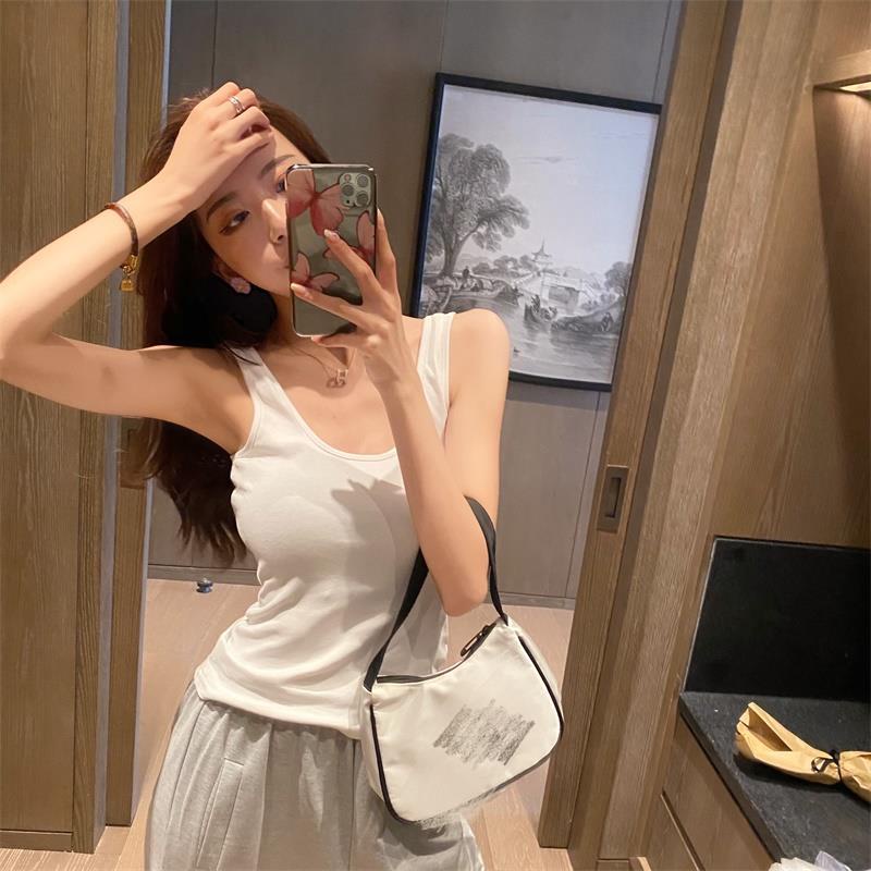 Red 2021 Baru In Trendi Ketat T-shirt Pakaian Rompi Wanita Musim Panas Slim Inner Top Kecil Sling Tanpa Lengan