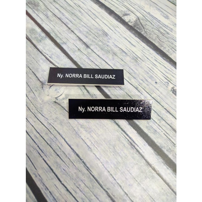 

Name Tag / Papan Nama Dada / Name Tag Peniti dada Printing Surabaya