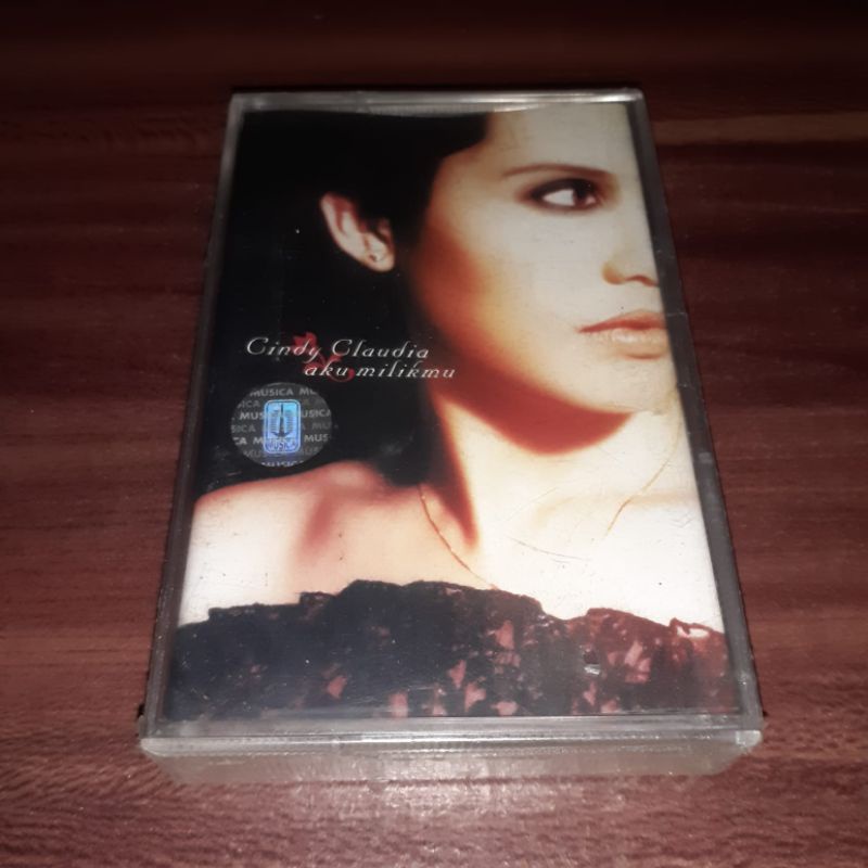 Kaset CINDY CLAUDIA - Aku Milikmu