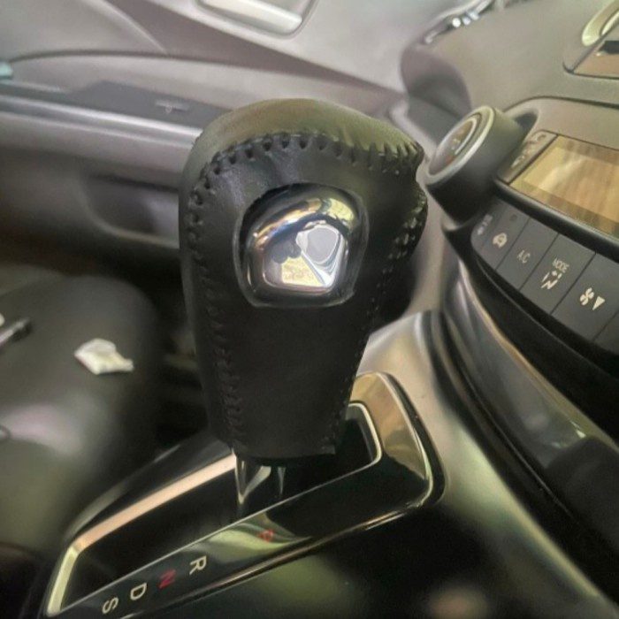 SARUNG COVER GEAR KNOB SHIFT HONDA CRV 2015-2016