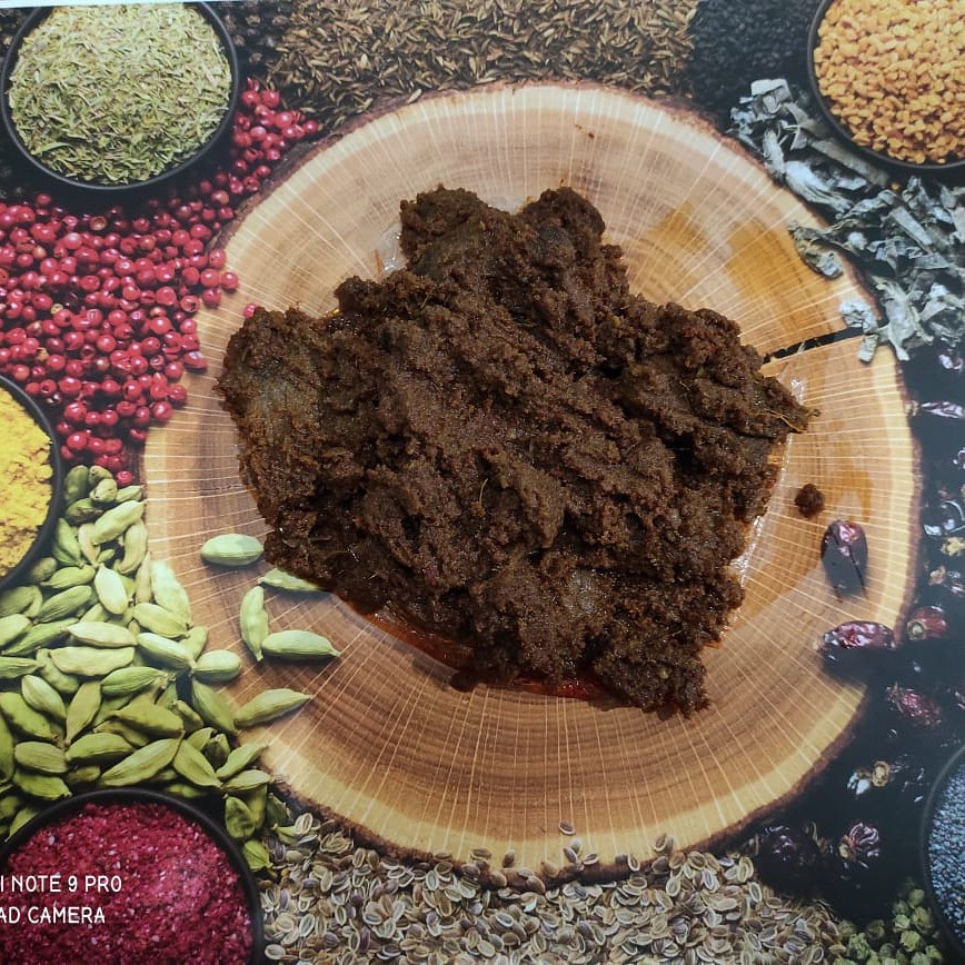 

Rendang Mak Etek Khas Padang