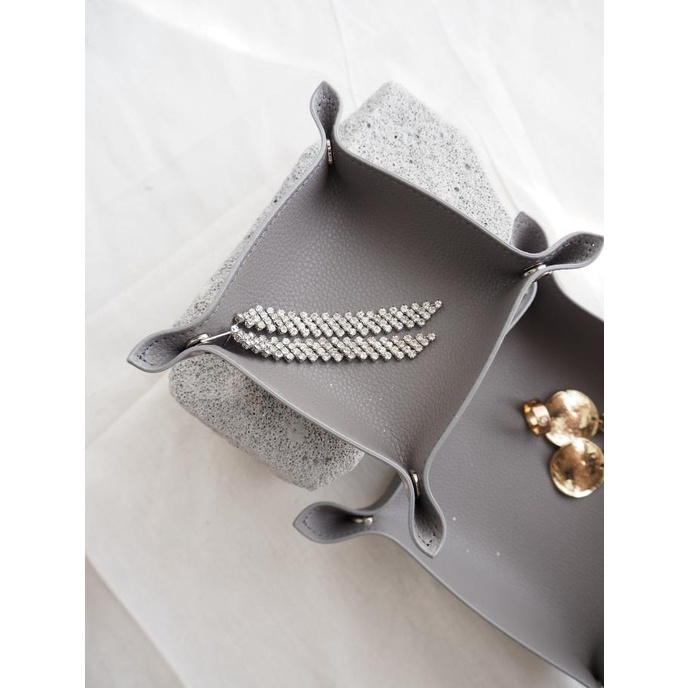 

Leather Tray Set