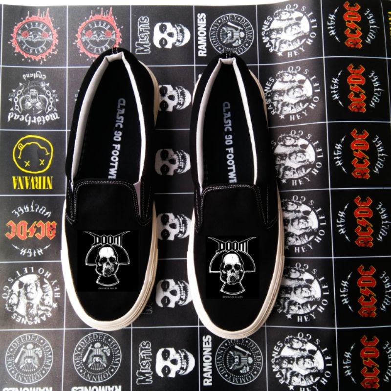 sepatu slip on DOOM PREMIUM QUALITY NOBRAND