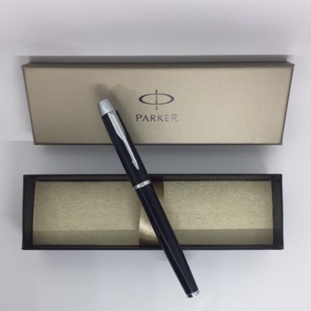 

Parker Im Roller Ball LQ Black CT( Klip Silver )