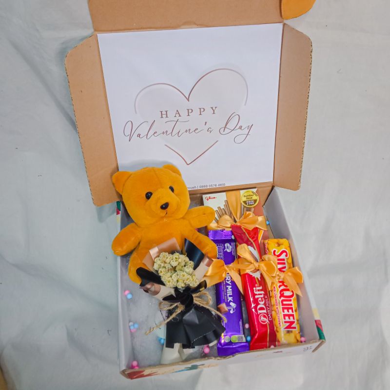 

Hampers Coklat - kado ulang tahun anniversary