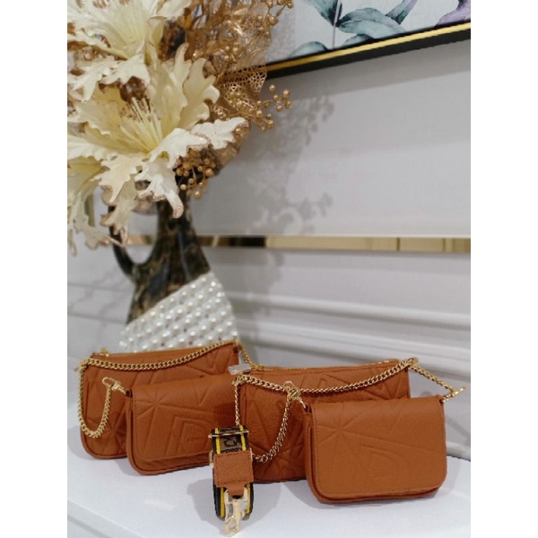 tas selempang Bonia free pouch original