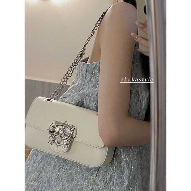 Red Niche texture underarm bag female 2023 new trendy summer chain small square bag all-match ins shoulder Messenger bag