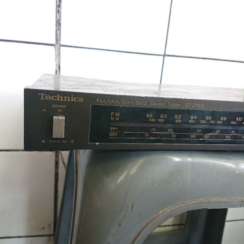 Tuner Fm technics St Z15s kondisi normal