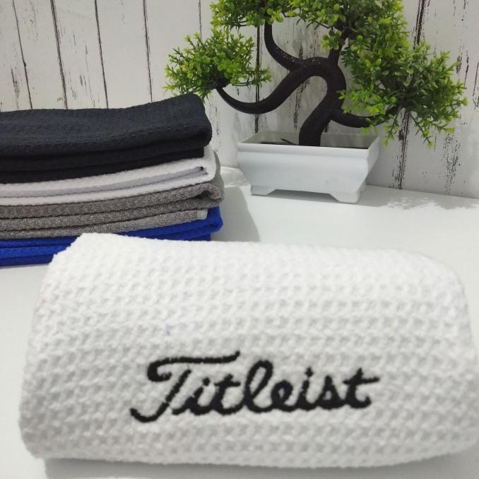 Handuk golf Titleist