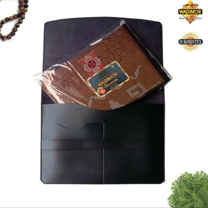 Sarung Wadimor Grandmaster