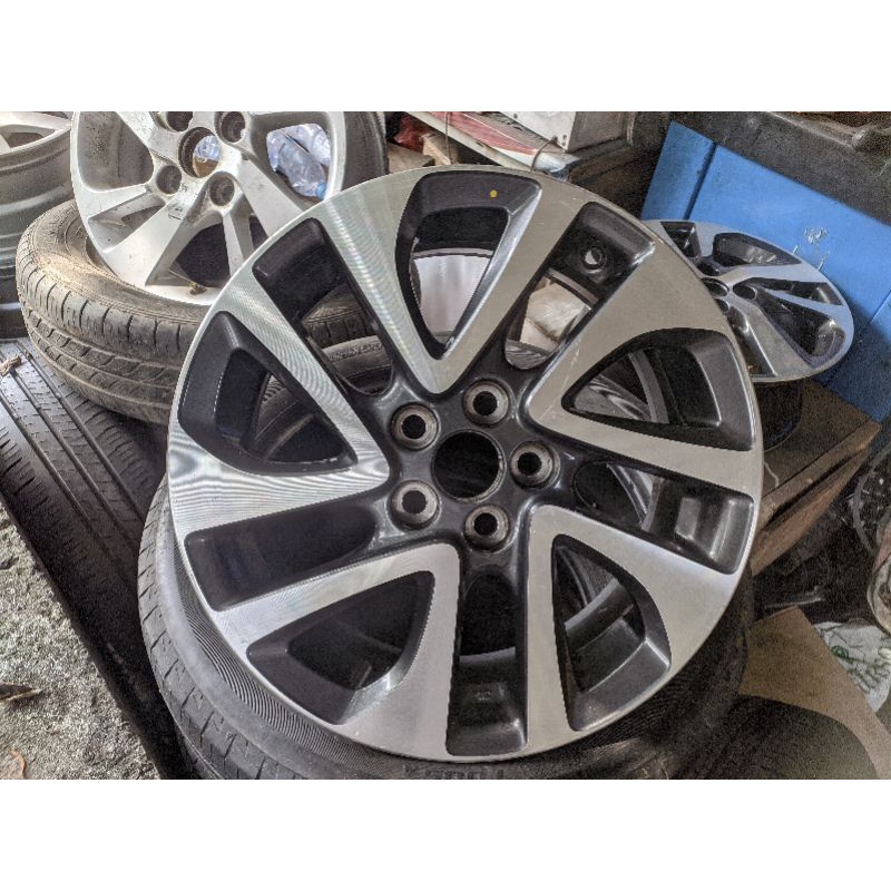 Velg Original/OEM Toyota Sienta R16