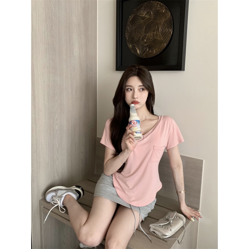 ☂✐♗#COD Suhao hot girl V-neck lengan pendek T-shirt wanita musim panas 2023 rasa desain baru all-match casual collarbone slim top bottoming shirt
