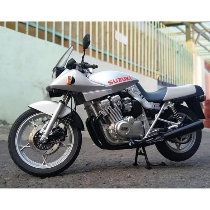 """] Diecast Motor Suzuki Katana 1100