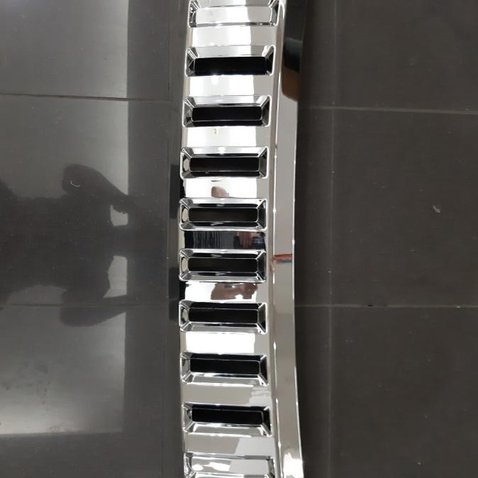 Grill Mobil Toyota Rush 2015-2017