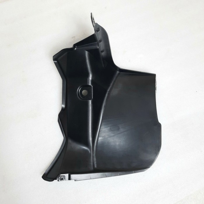 Inner fender / liner fender belakang mobil Honda Mobilio Type E
