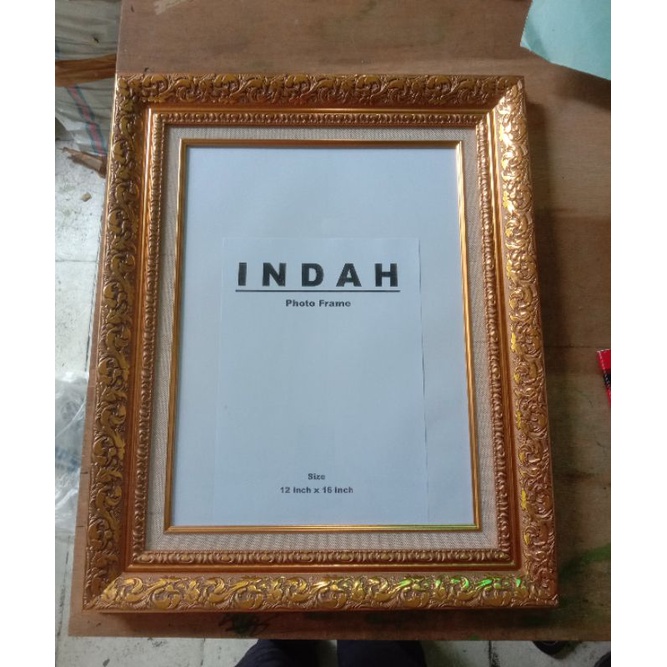 Bingkai foto 12 x 16 inci/ 12 R/ 30 x 40 cm ukir 6 cm + linen