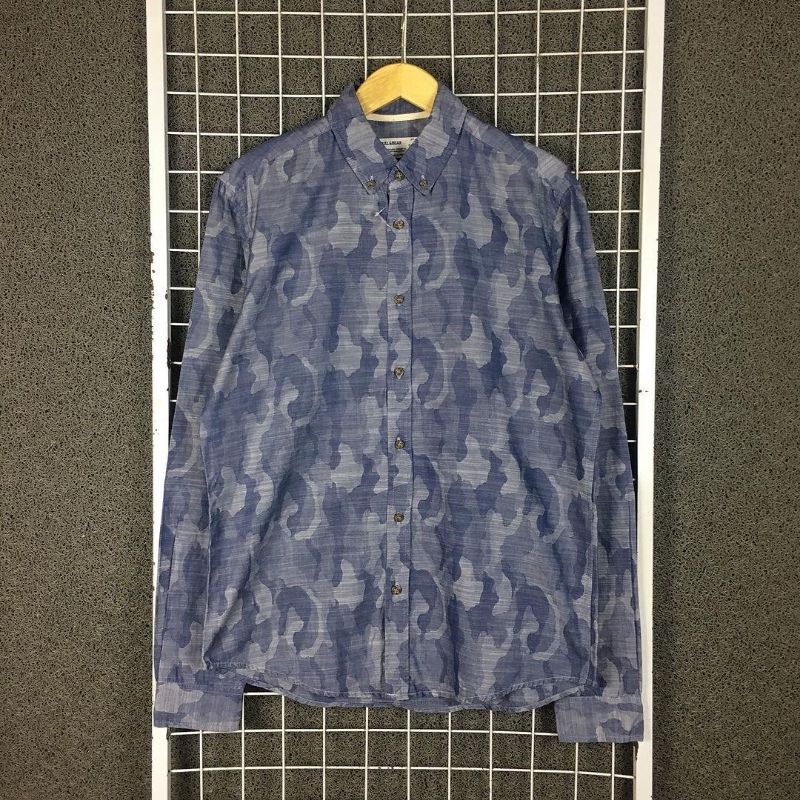 Kemeja Lengan Panjang Pria Pull&Bear . SDA 01865 Second Bekas Preloved