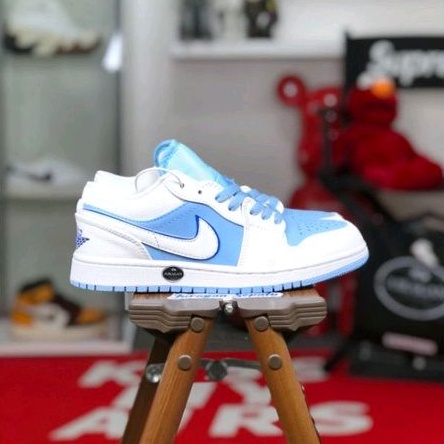 Nike Air Jordan 1 Low SE &quot;Reverse Ice Blue&quot;