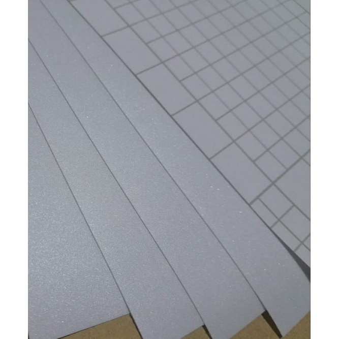 

Sticker Laminasi Dingin Glitter A4 isi 10 lembar / Stiker Laminating Cold Bintik Kilau 180 gsm