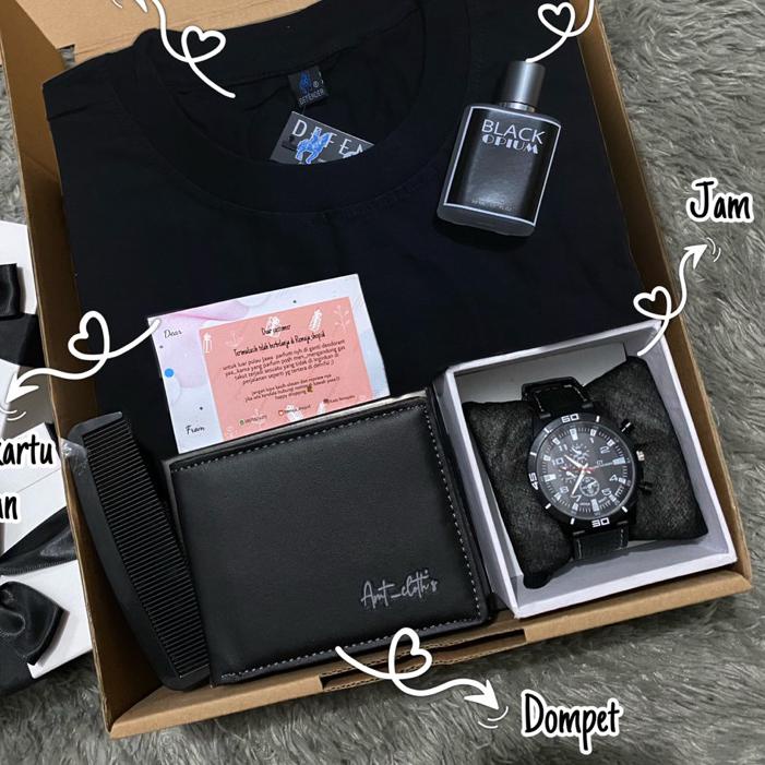 

DISKON BRANDS FESTIVAL (bisa cod)Hampers kado ulang tahun cowok / Hampers black edition / kado anniversary gift box ulang tahun cowok grosir