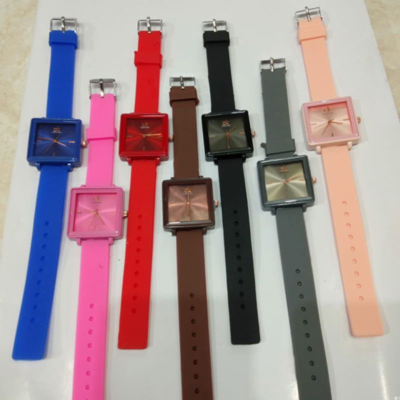 JAM TANGAN WANITA KOTAK CATUR  STRAP RUBBER ANALOG