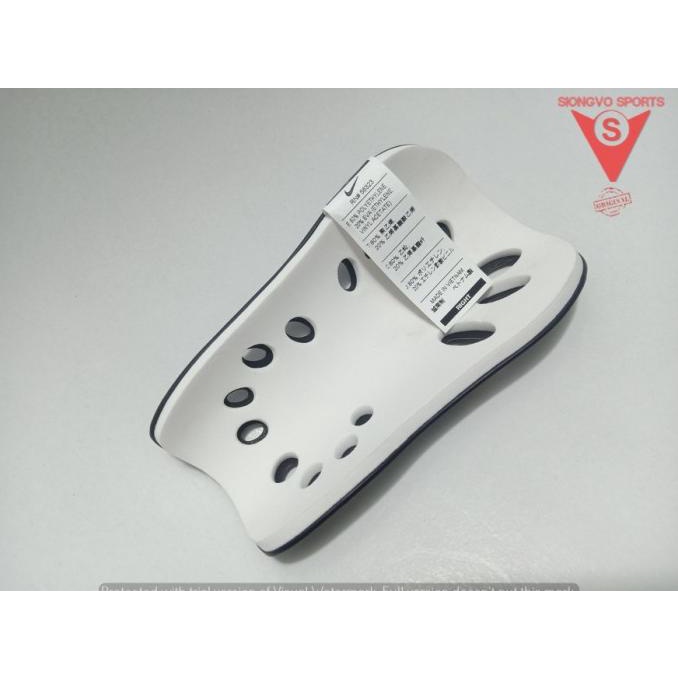 DEKER PELINDUNG SHIN GUARD - NIKE J GUARD ORIGINAL SP0040009 BLACK