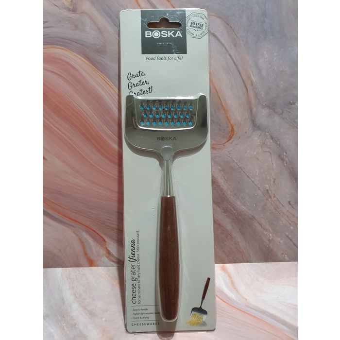 

Boska Cheese Grater / Parutan Keju Gelombang Cheesewares - Vienna